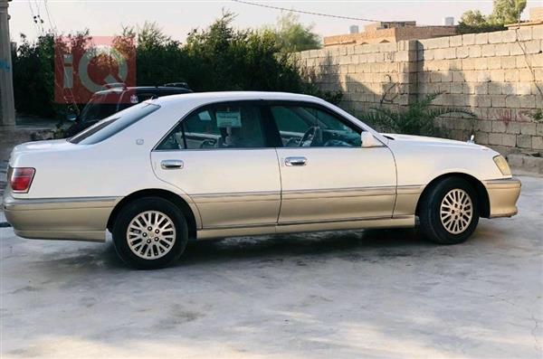 تويوتا كراون 2003 للبيع في العراق - الحويجة